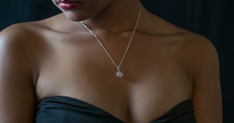 Stal chirurgiczna – prezent na Dzień Matki